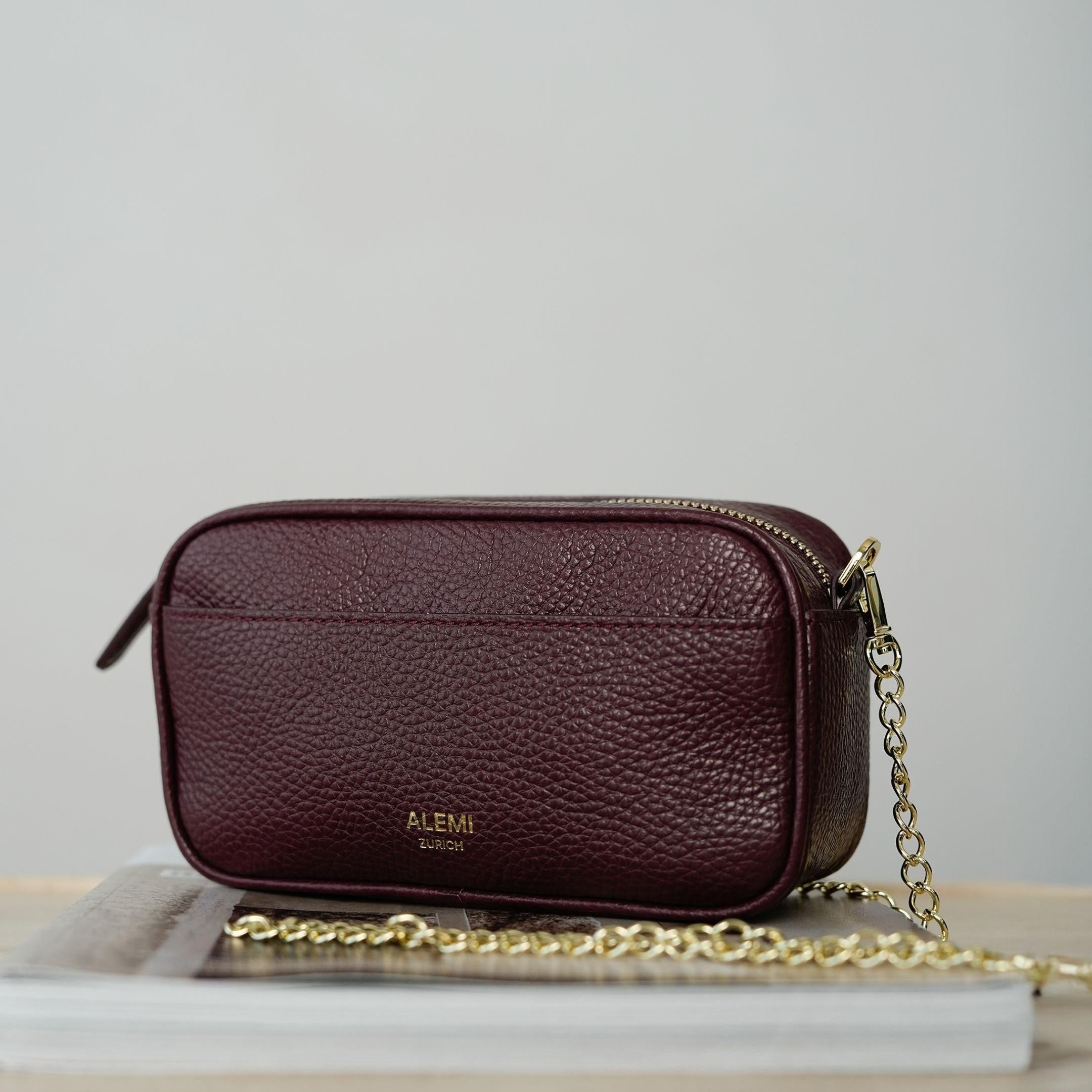 ALEMI Zurich | BELVOIR | Small Bag | Maroon Red | Soft Grain Leather | Bag front