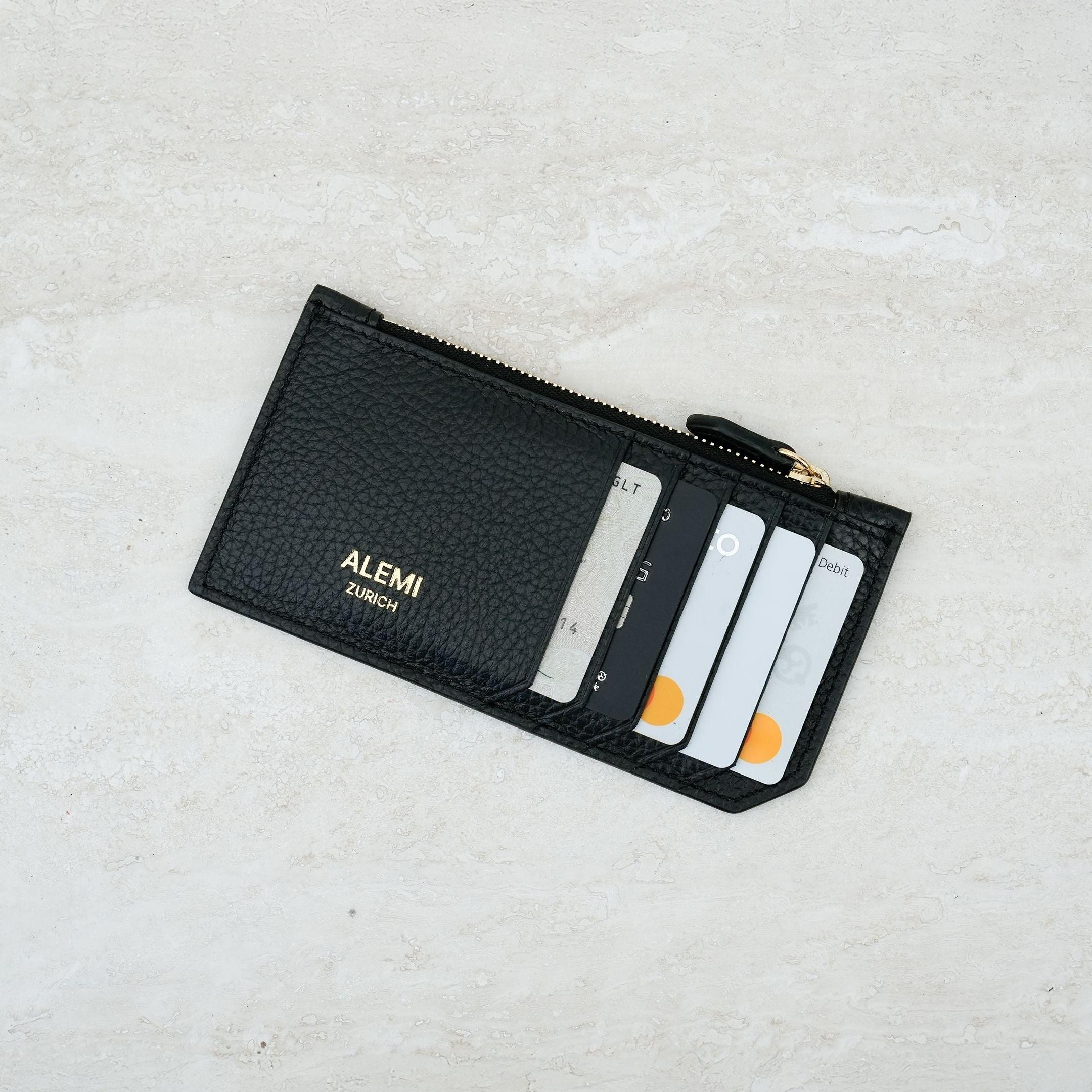 ALEMI Zurich | CARDHOLDER | Accessoires | Black | Soft Grain Leather | Front with cards