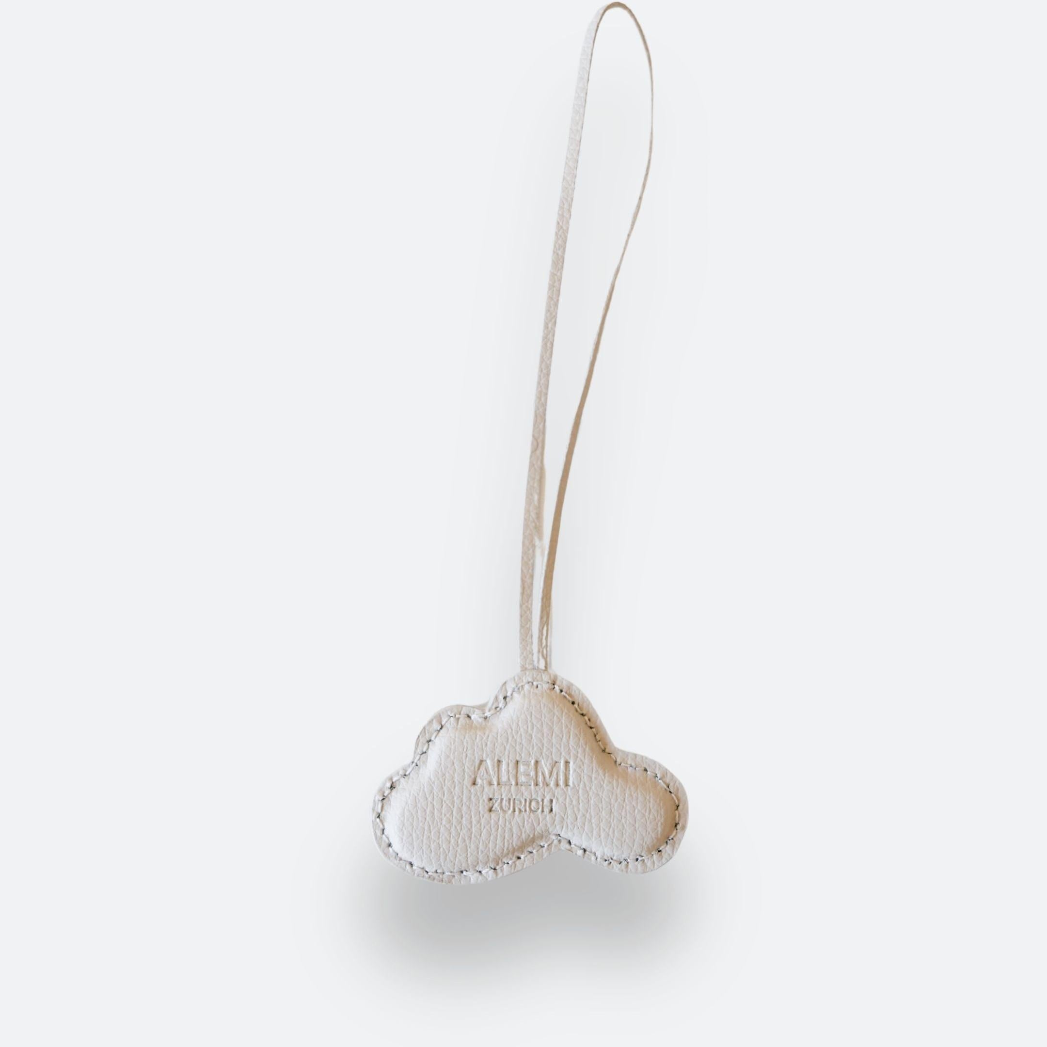 ALEMI Zurich | CLOUD CHARM | Accessoires | Cloud Dancer | Pebbled Leather | Back