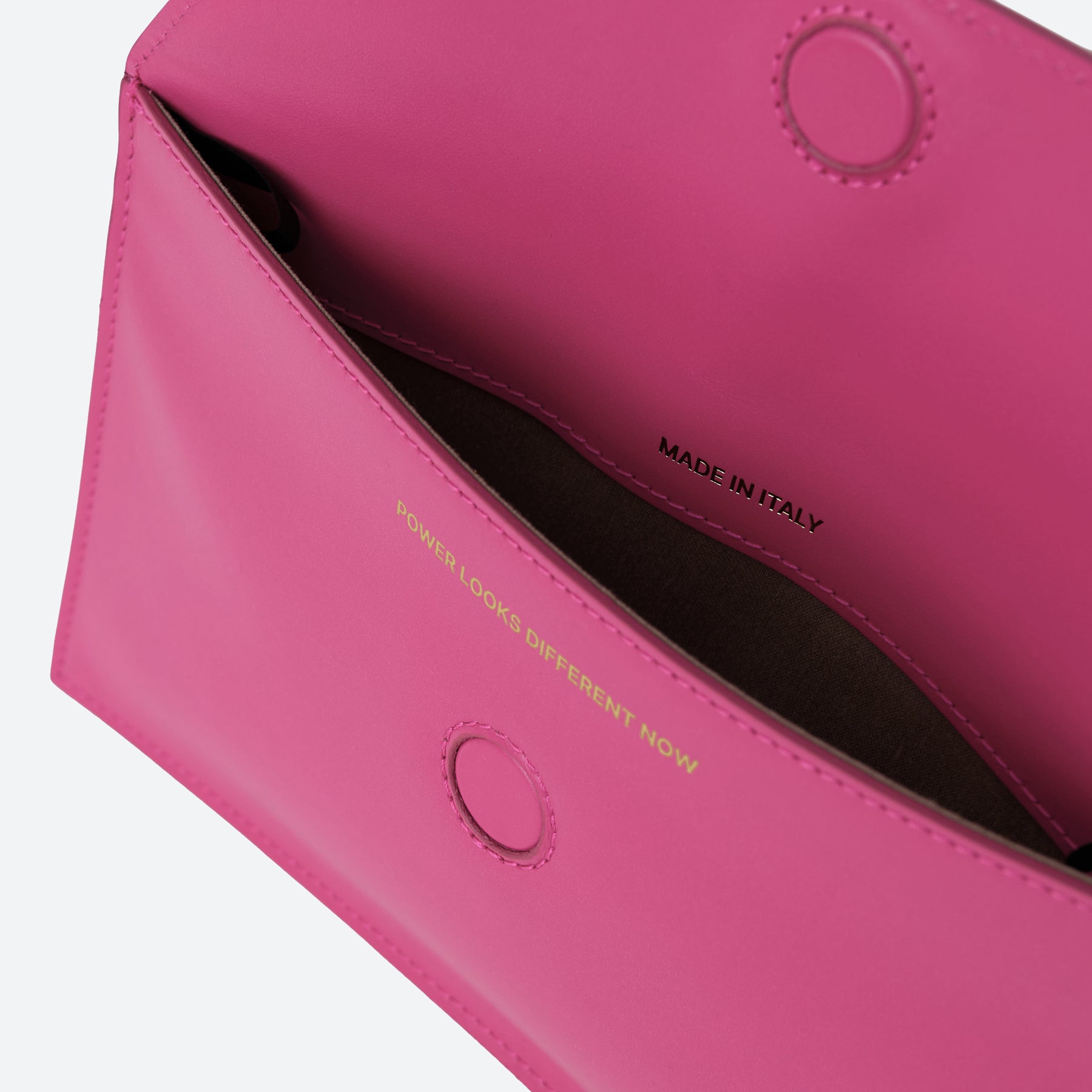 ALEMI Zurich | CLUTCH | Small Bag | Fuchsia | Smooth Leather | Bag inside with embossing detail