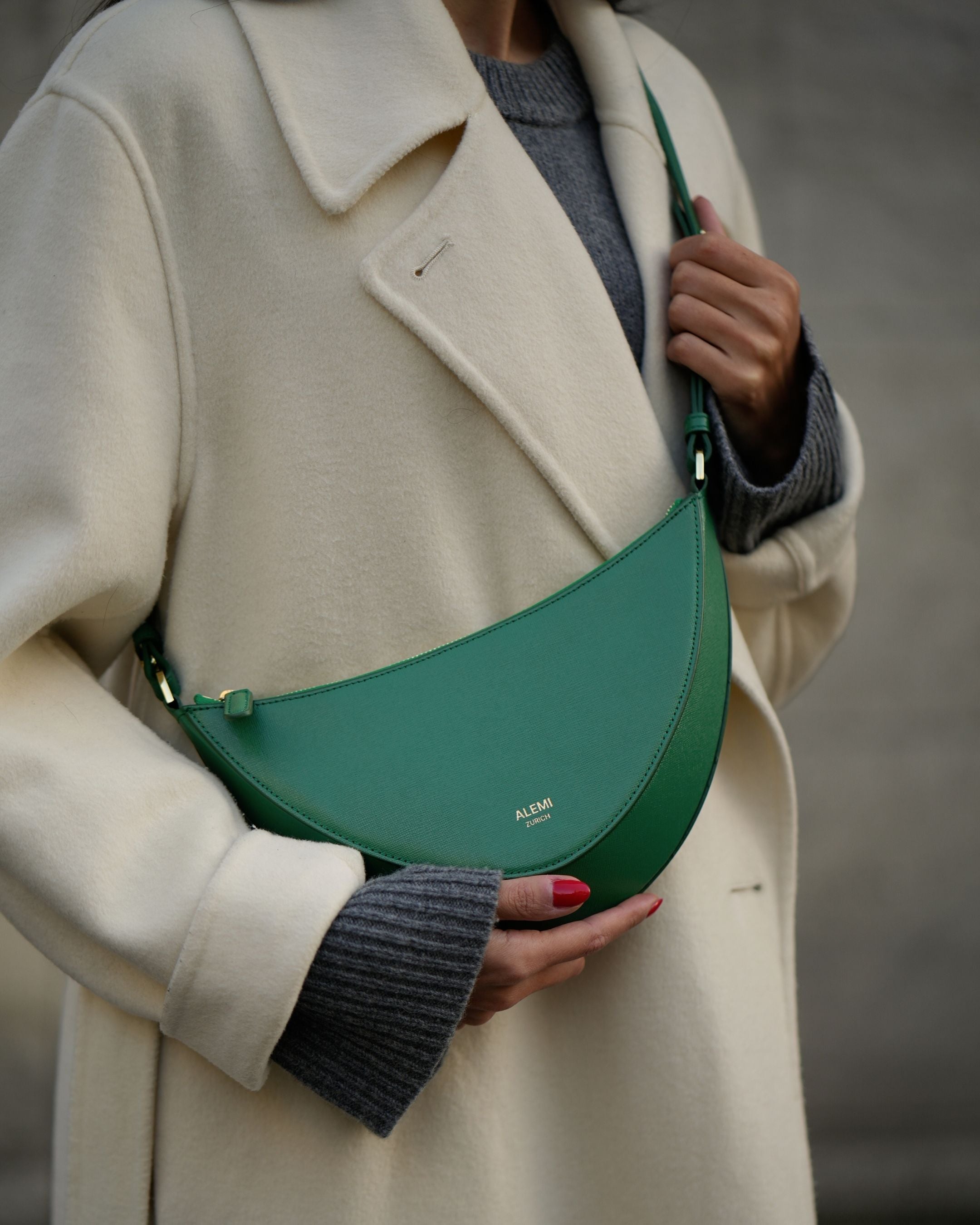 ALEMI Zurich | HELVETIA | Small Bag | Emerald Green | Saffiano Leather | Bag cross-body