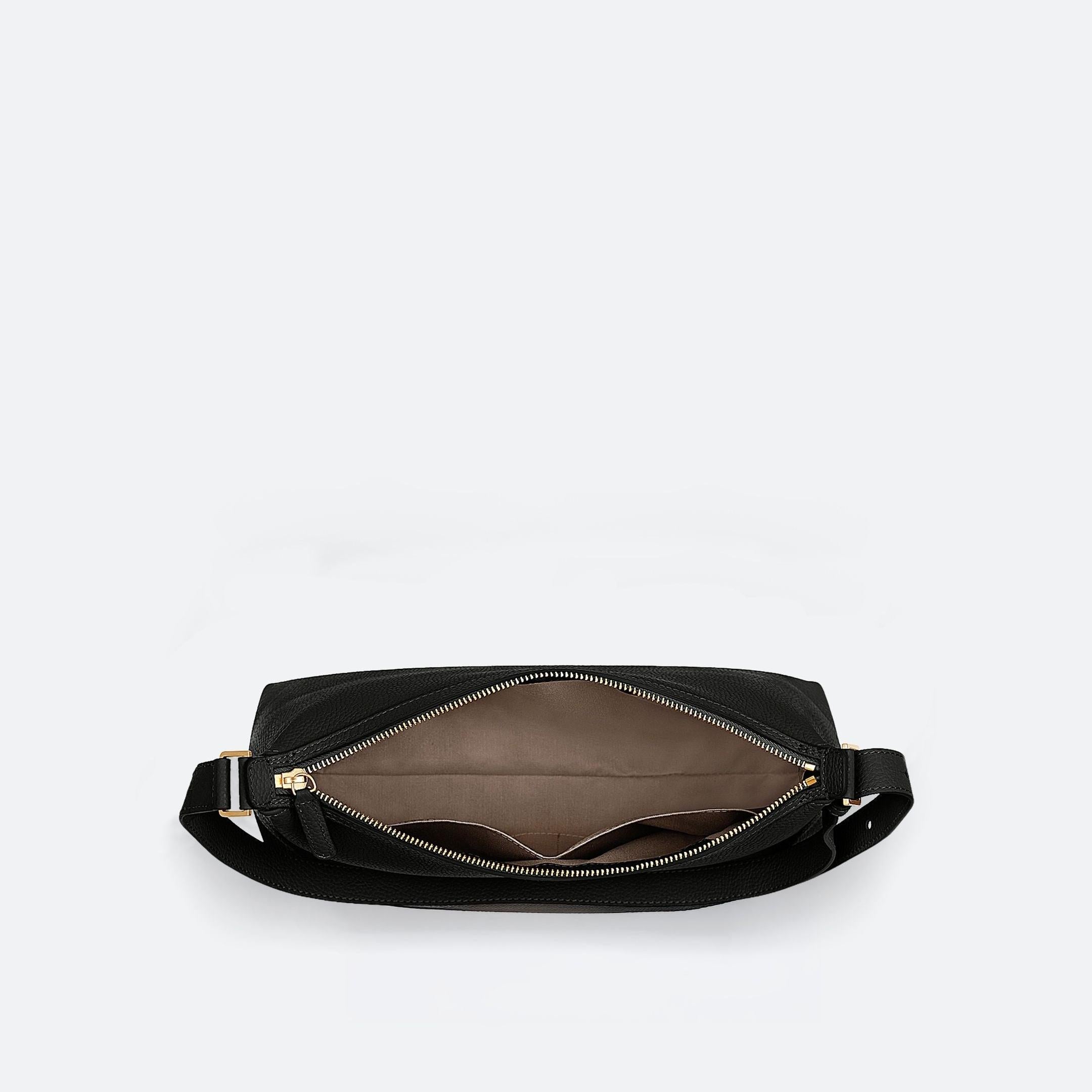 ALEMI Zurich | LETTEN SMALL | Small Bag | Black I Soft Grain Leather | Bag inside
