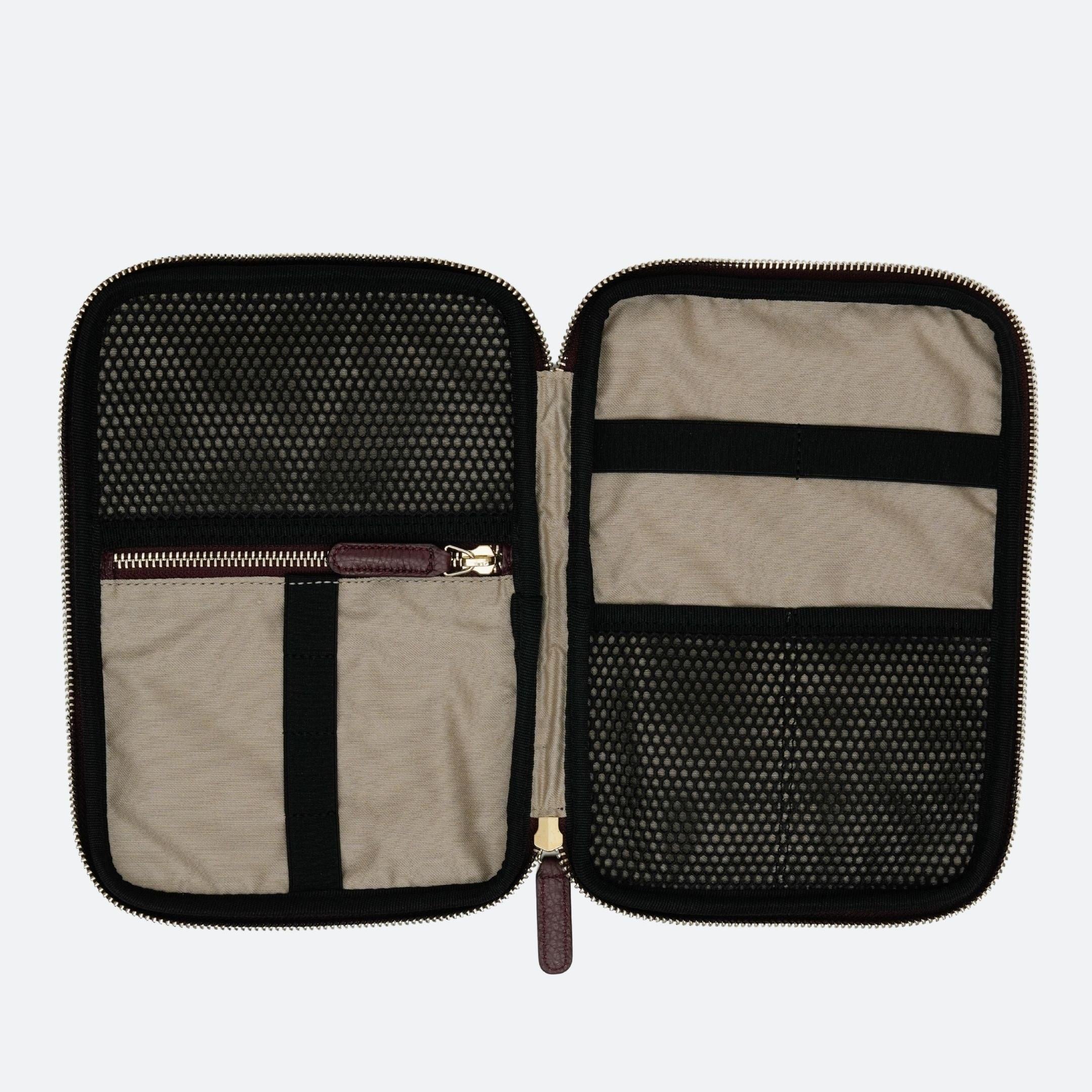 ALEMI Zurich | TECHNOPARK | Accessoires | Maroon Red | Soft Grain Leather | Inside empty