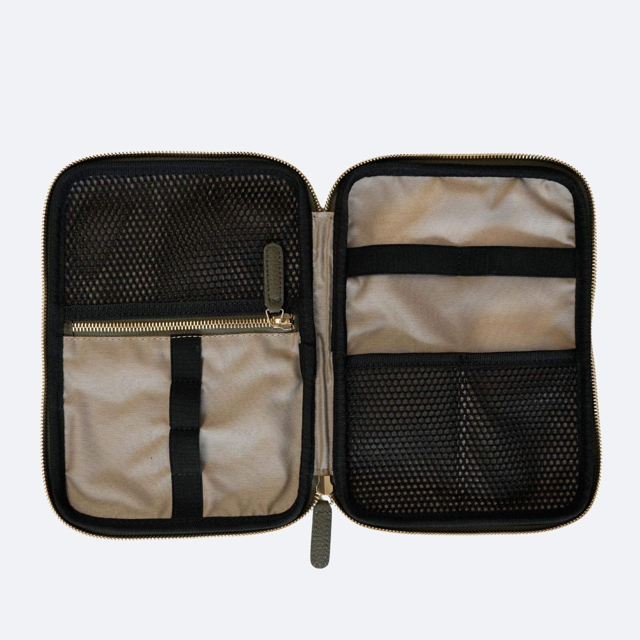 ALEMI Zurich | TECHNOPARK | Accessoires | Olive Green | Soft Grain Leather | Inside without equipment