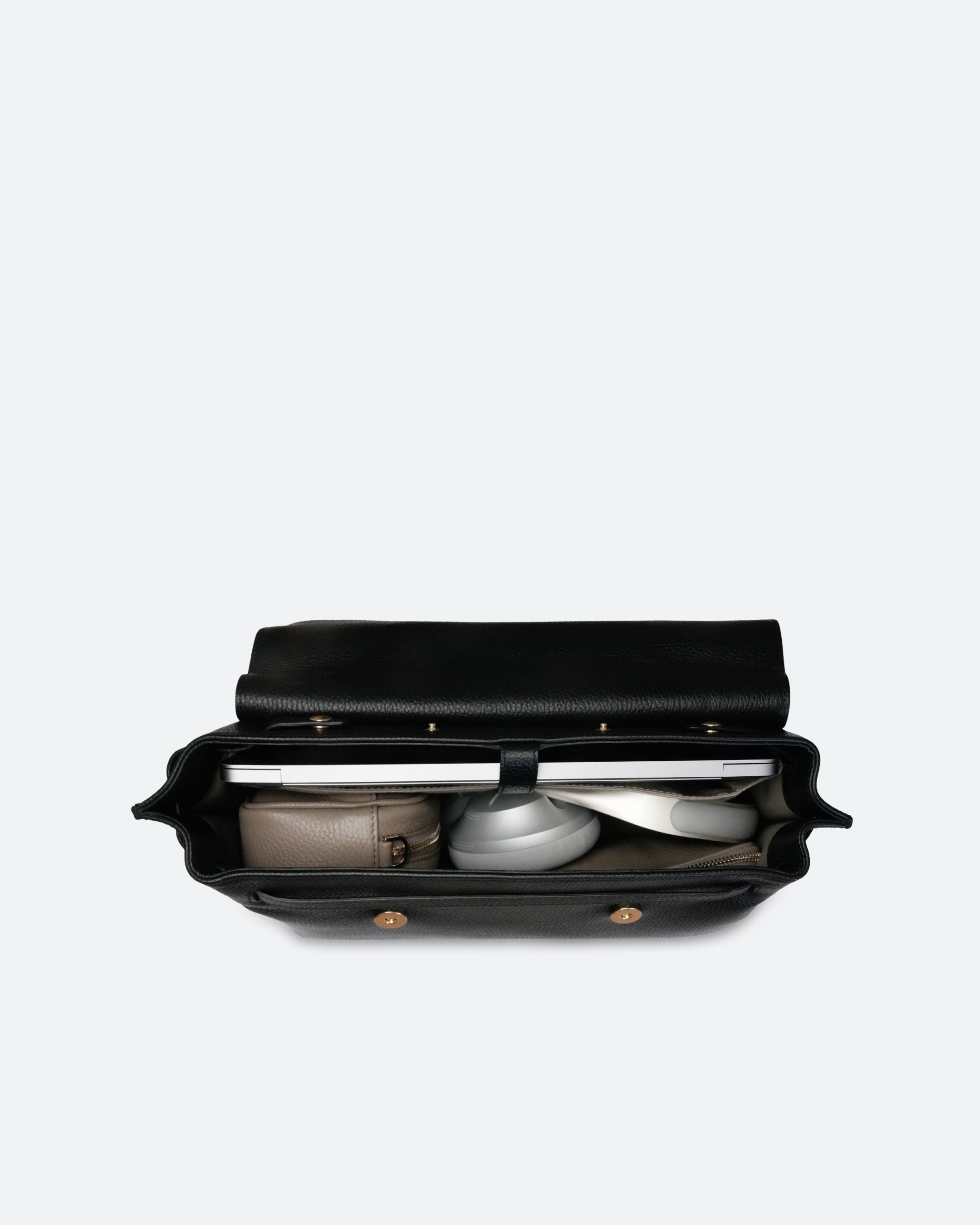 ALEMI Zurich | VIADUKT DAY | Laptop Bag | Black | Soft Grain Leather | Bag inside