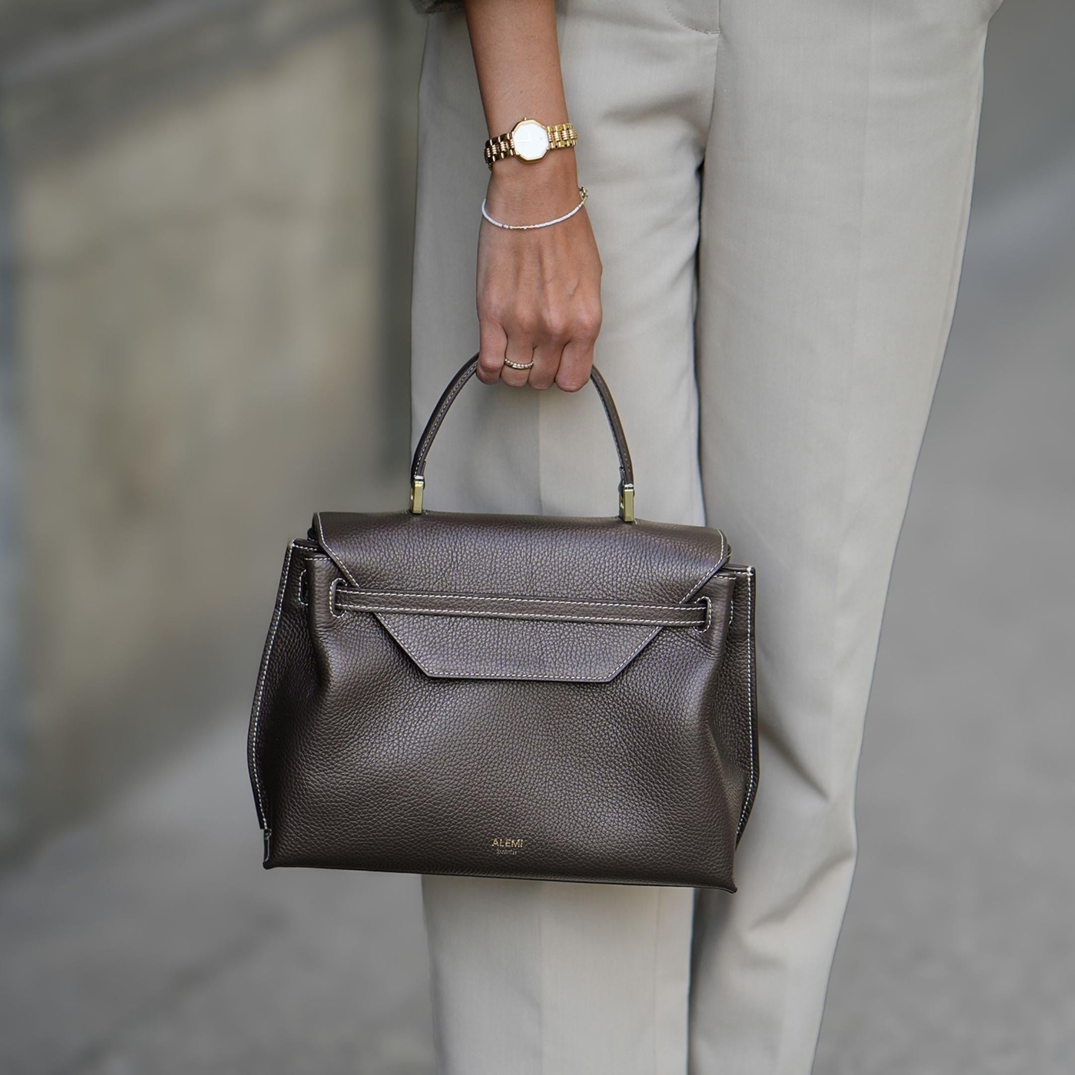 ALEMI Zurich | VIADUKT | Small Bag | Dark Brown | Soft Grain Leather | Bag on Tophandle