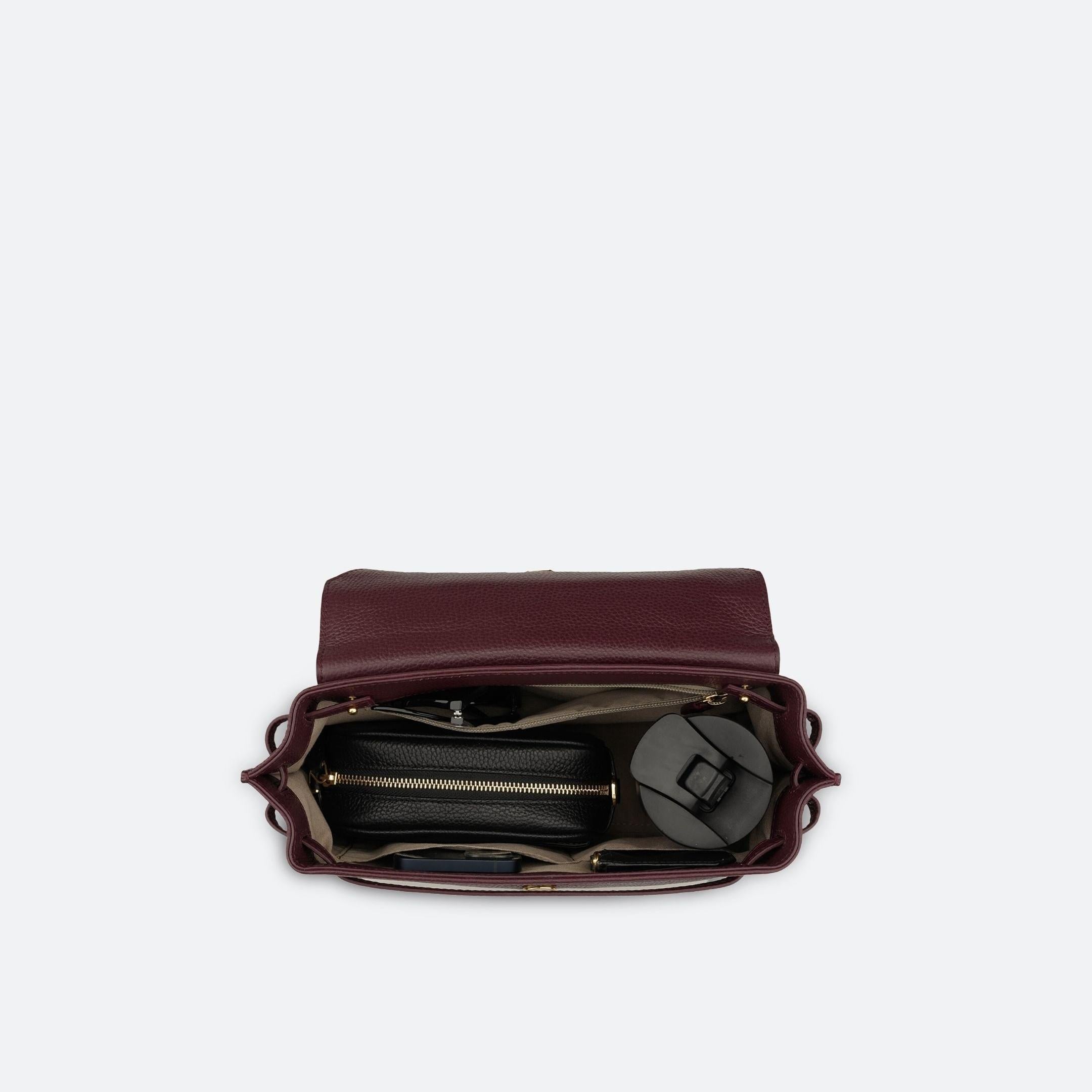 ALEMI Zurich | VIADUKT | Small Bag | Maroon Red | Soft Grain Leather | Bag inside