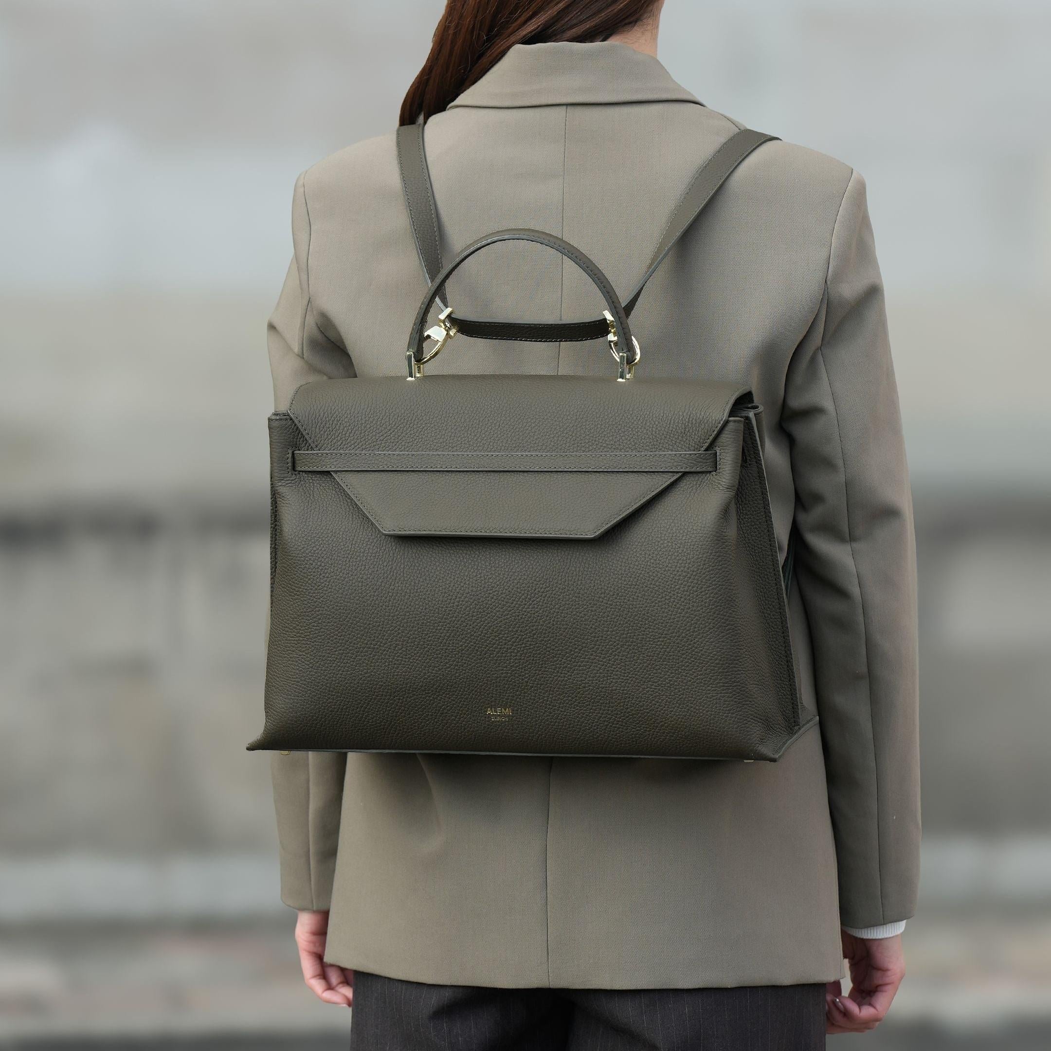 ALEMI Zurich | VIADUKT WORK | Laptop Bag | Olive Green | Soft Grain Leather | Bag as backpack