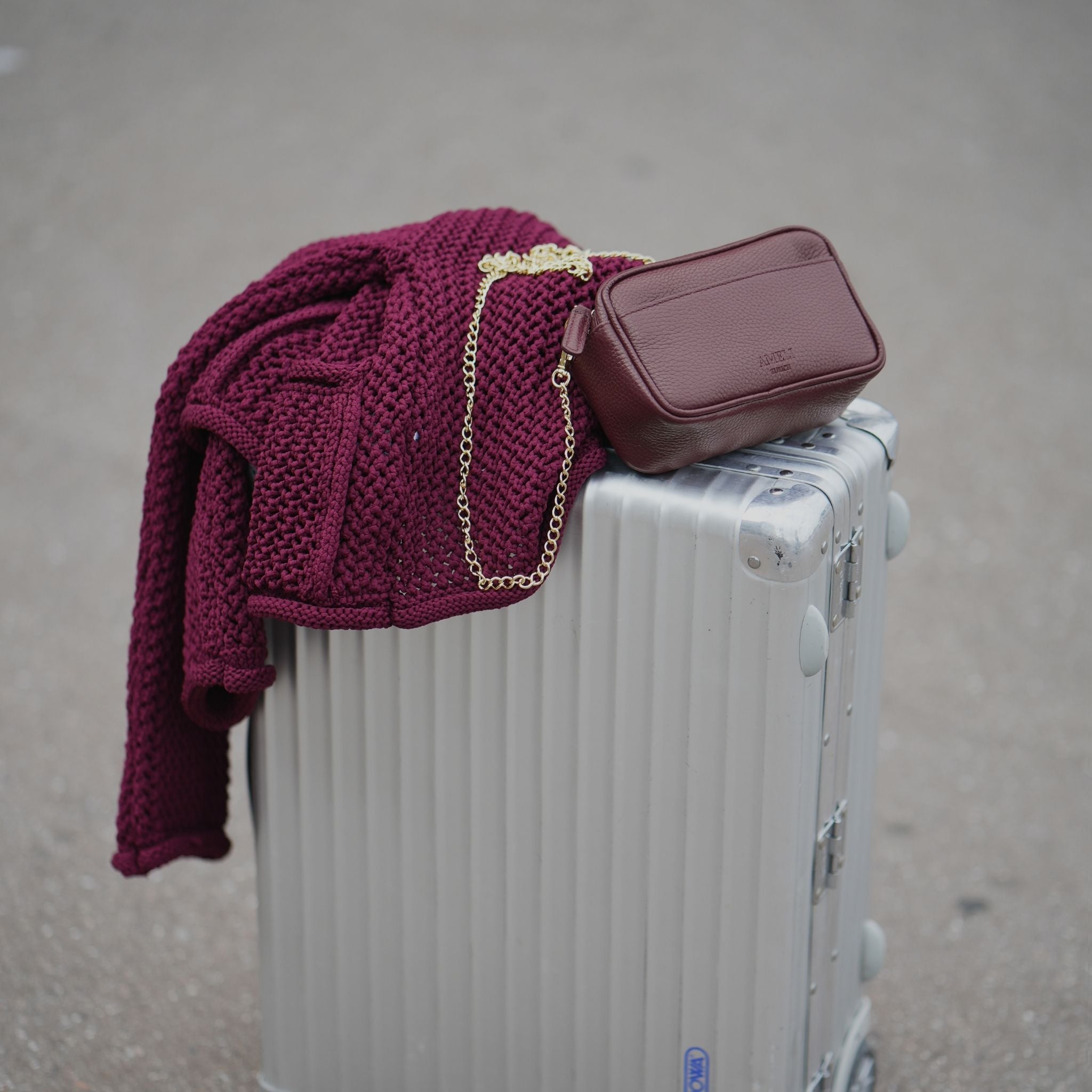 AMELI Zurich | Belvoir | Maroon Red | Dollarino Leather | Front