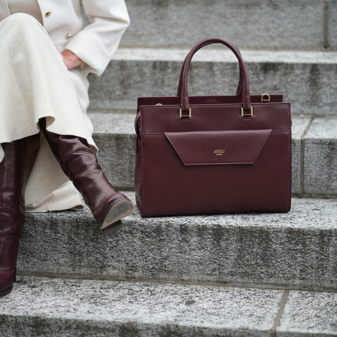 Purses In Style Fall 2024 Handbag Trends: Elegant Styles for the Season