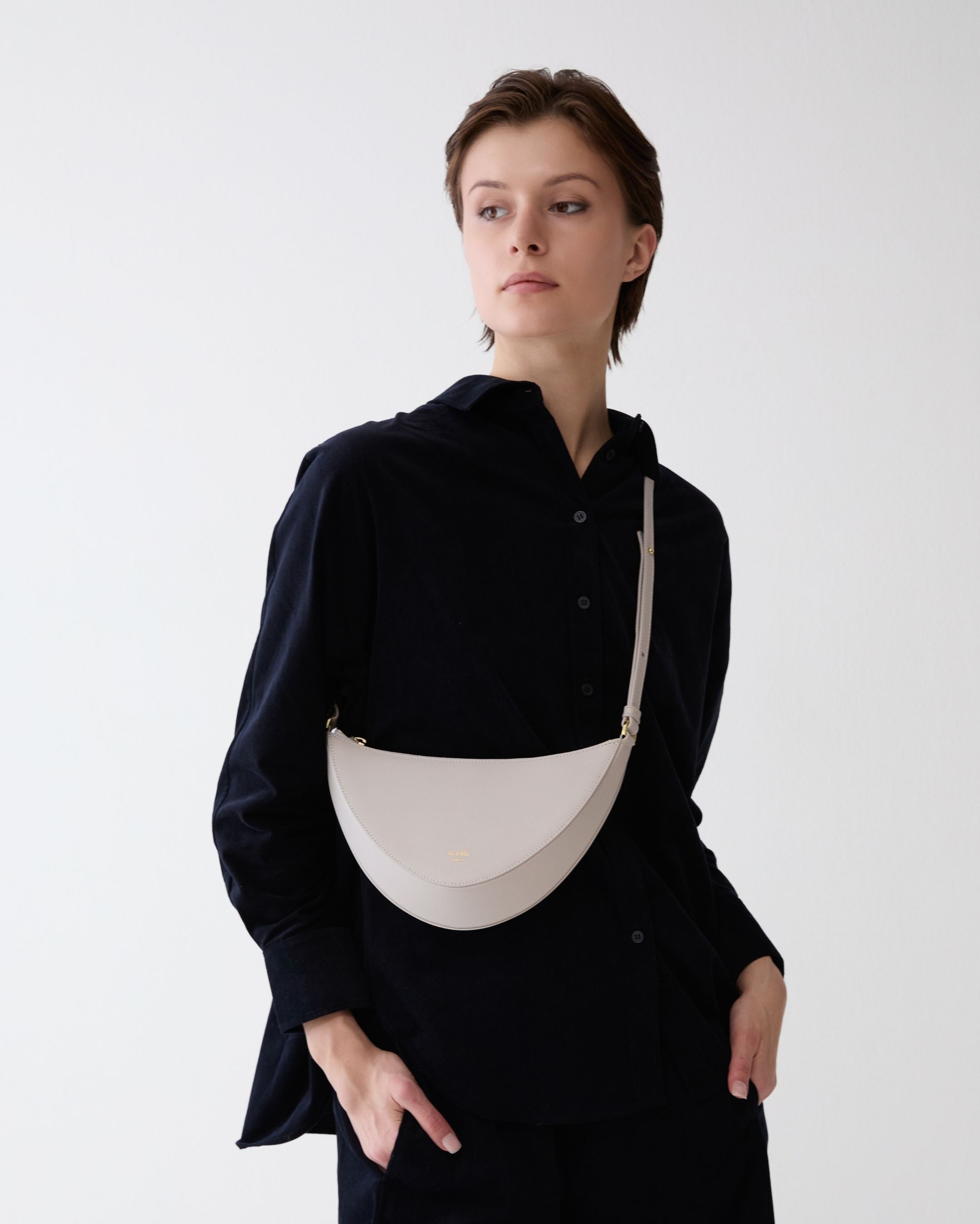 ALEMI Zurich | HELVETIA | Small Bag | Cloud Dancer | Pebbled Leather | Bag cross-body