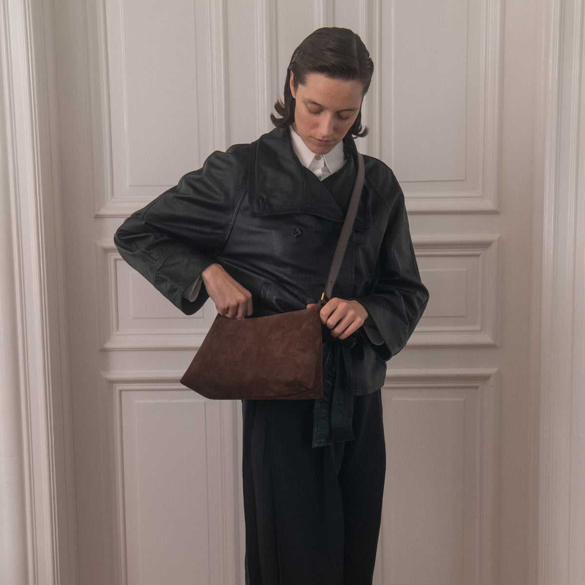 ALEMI Zurich | LETTEN SMALL | Small Bag | Dark Brown | Suede Leather | Bag cross-body