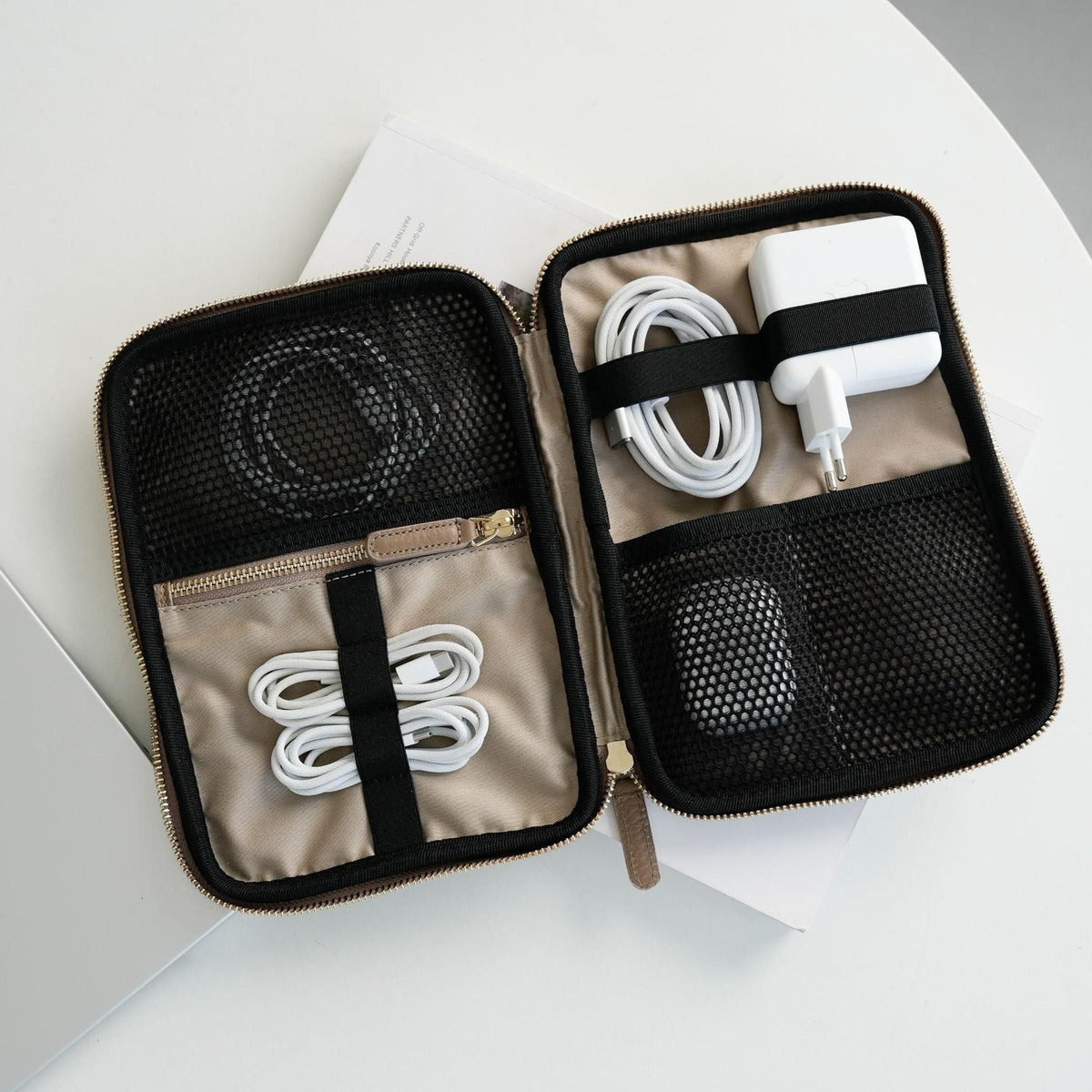 TECHNOPARK in Greige - Leather Tech Organizer | ALEMI Zurich