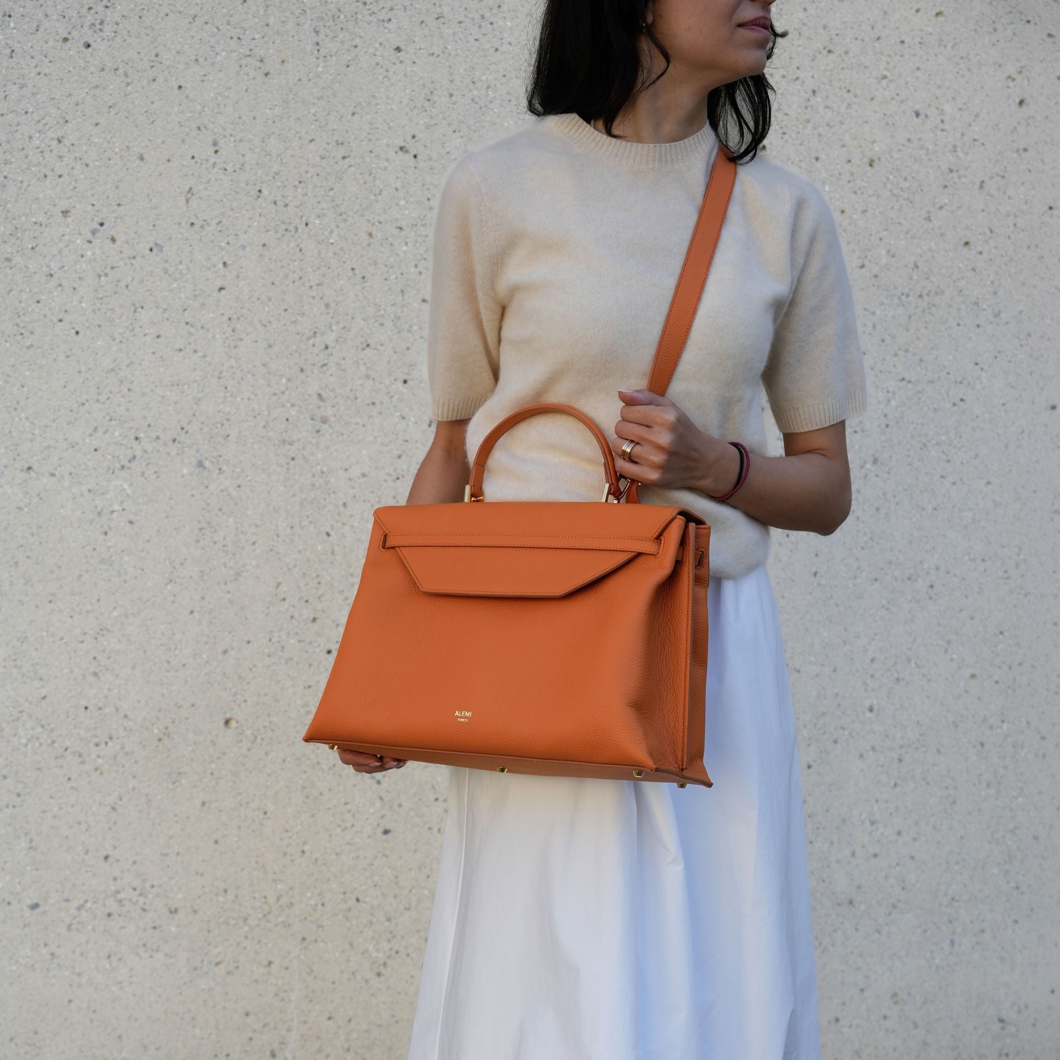 ALEMI Zurich | VIADUKT WORK | Laptop Bag | Burnt Orange | Soft Grain Leather | Bag cross-body