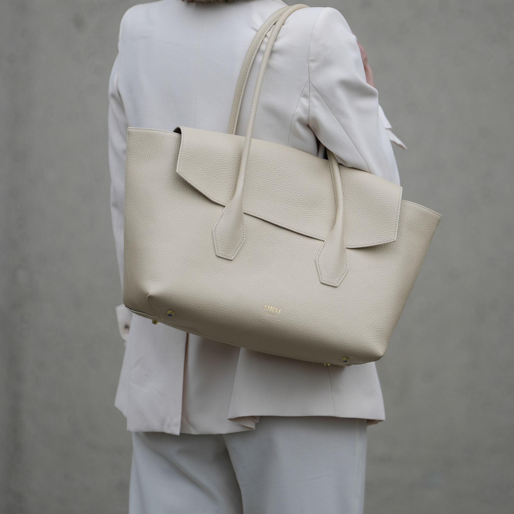 AMELI Zurich | IDA | Sandstone | Soft Grain Leather | Detail
