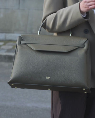 ALEMI Zurich | VIADUKT WORK | Laptop Bag | Olive Green | Soft Grain Leather | Video