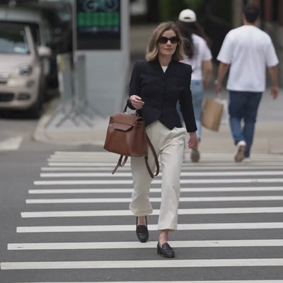 ALEMI Zurich | VIADUKT WORK | Laptop Bag | Cognac | Soft Grain Leather | Video