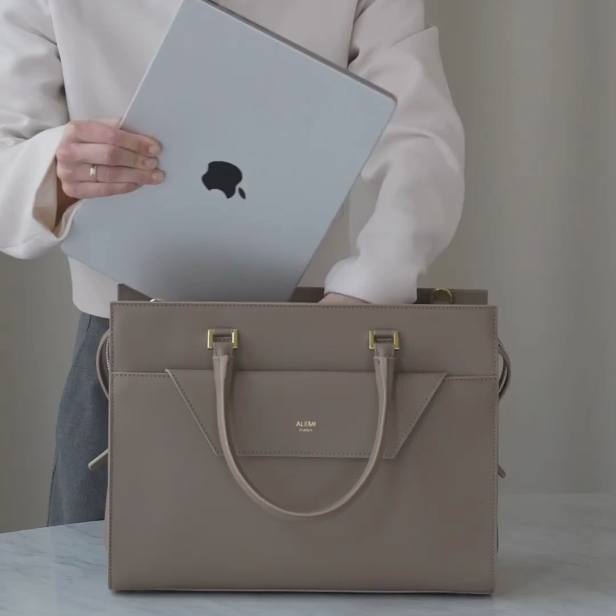 CENTRAL in Greige - Elegant Business Bag 14” Laptop | ALEMI Zurich