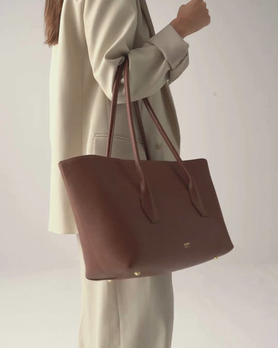 ALEMI Zurich | IDA | Laptop Bag | Cognac | Soft Grain Leather | Video