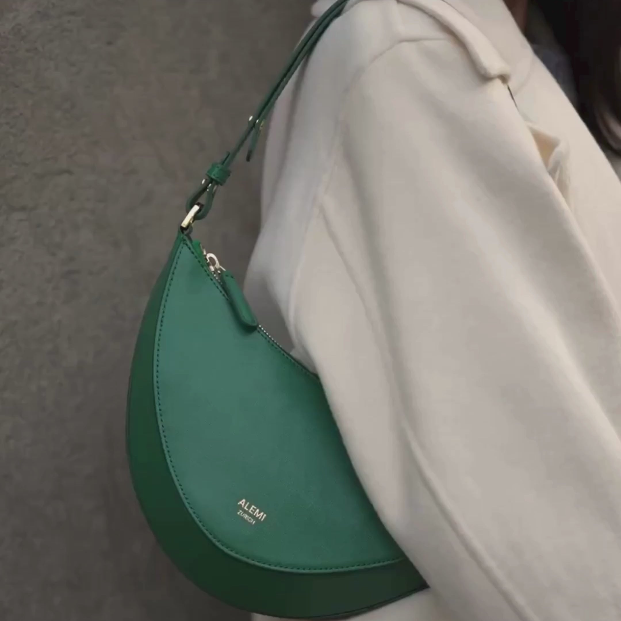 HELVETIA in Emerald Green - Compact Everyday Bag | ALEMI Zurich